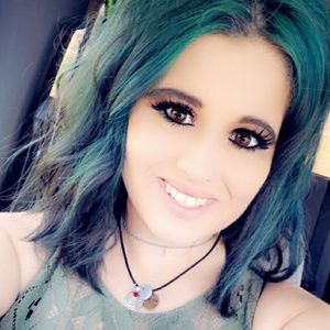 Meet your Posher, Paige